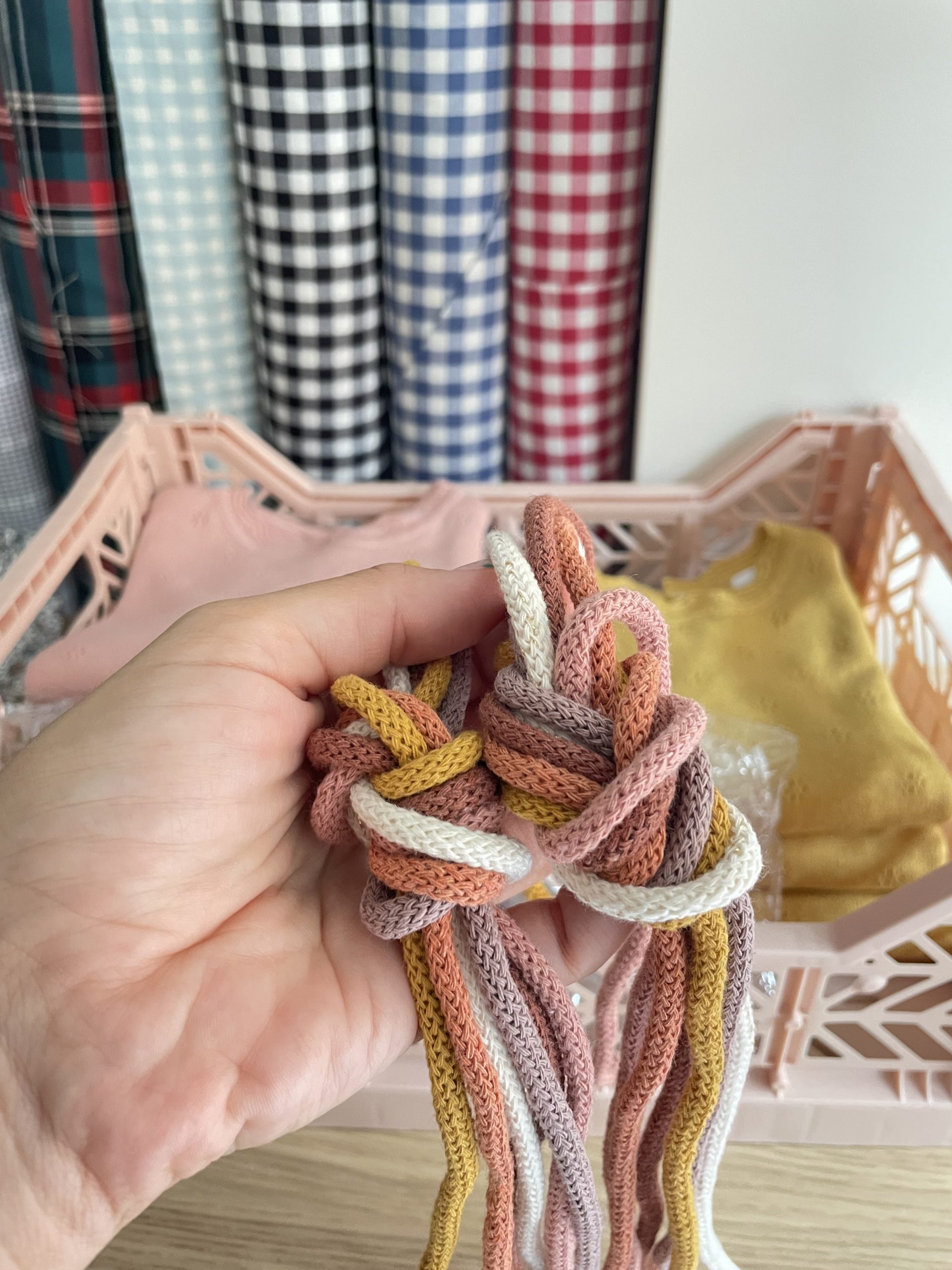 8CDE5603-EDB5-495F-BD0D-19DAF847FEA2